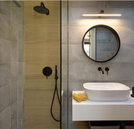 4 bedroom villa with pool, Chalikounas, sleeps 8